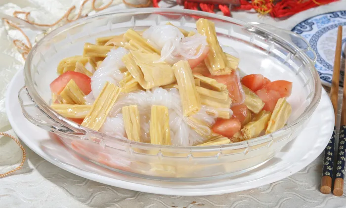 激情腐竹烧芋丝12元