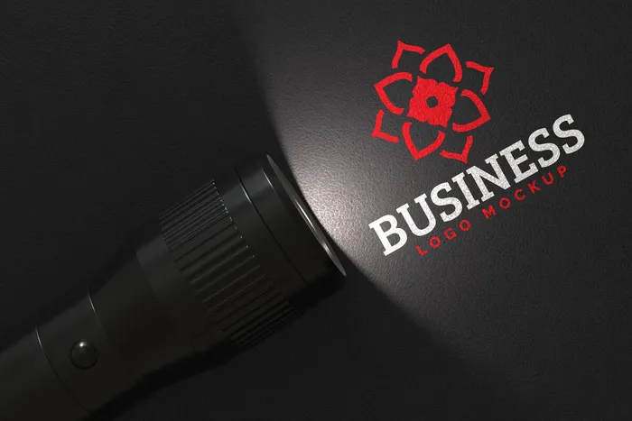 黑色手电筒背景logo样机模板psd模版下载