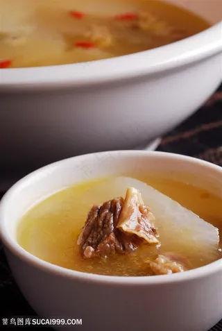汤萝卜牛肉汤