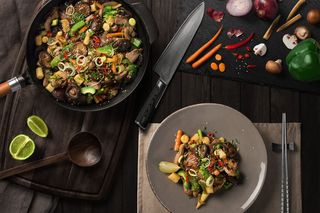 餐饮食物西餐牛排红酒美食高清高端样机