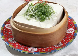 035  原笼蒸豆腐-金港湾