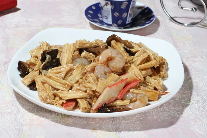 三鲜腐竹