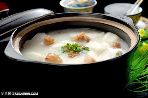 萝卜炖牛蹄的美食图片