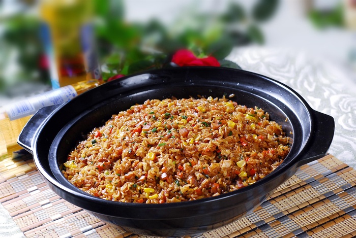砂锅石锅美食煲类特色菜鲍汁砂锅炒饭
