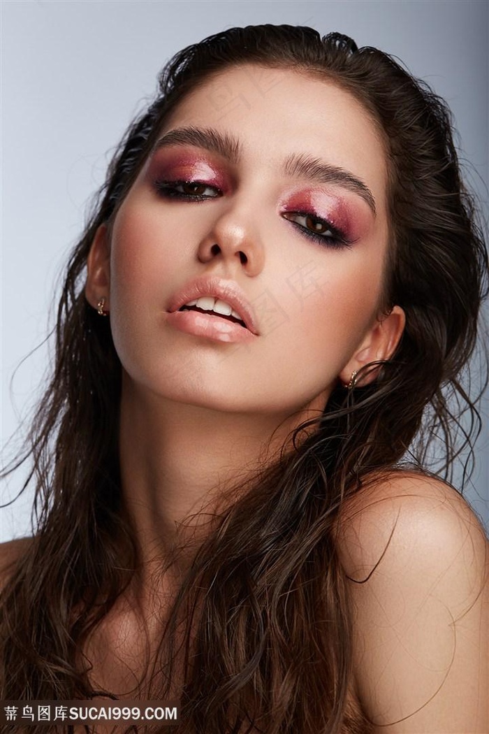 美女眼影美容图片