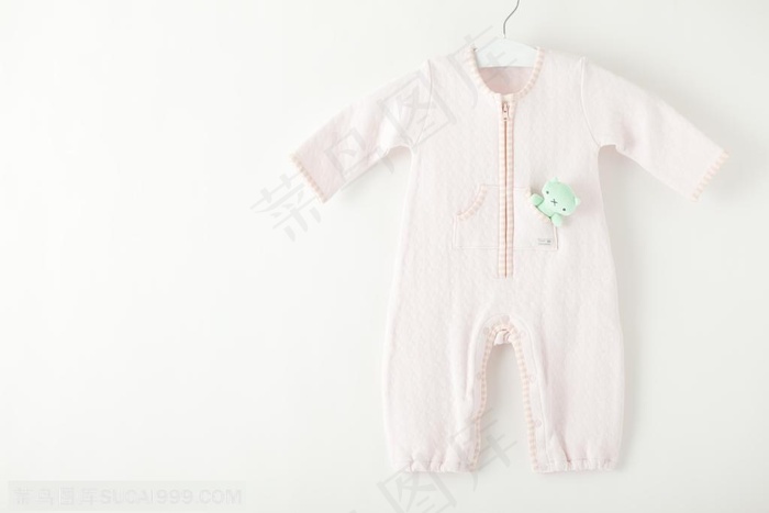 婴幼儿用品广告素材 一岁以内婴幼儿服饰