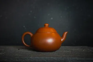 漂亮的紫砂茶壶