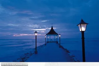 加勒比 海港 夜幕 路灯 大海