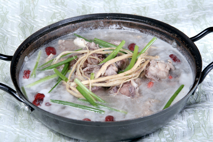 12  党参芋头兔肉锅-灶王爷