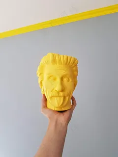 黄色头像雕塑图片 黄色头像雕塑图片