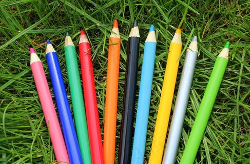 彩色画笔图片素材