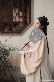 亚洲唯美古典女图片