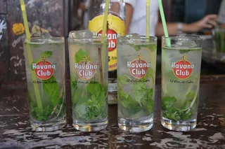 夏日冰饮料图片