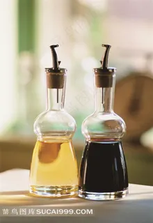 酒店油瓶和酱油调味瓶