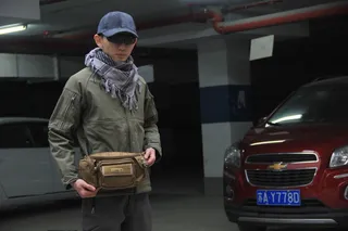 军迷风特工造型男士人物汽车