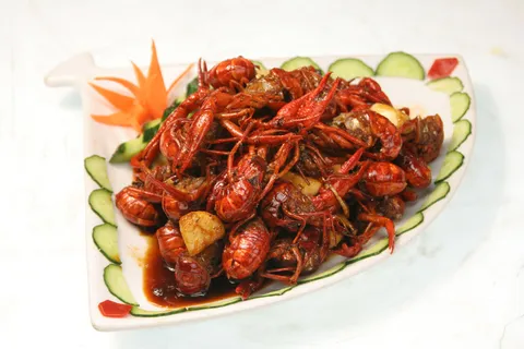 麻辣小龙虾-东方削面