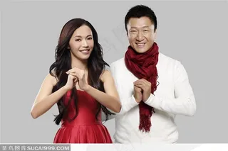 大陆知名演员-穿着喜庆服饰拜年的姚晨、孙红雷