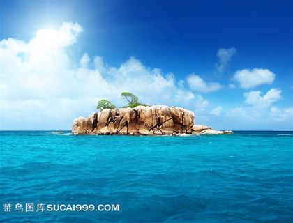 蓝天大海上的山石自然风光风景图片