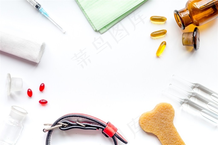 桌上的医疗用品