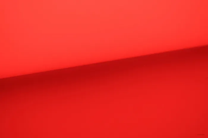 红色庄严海报背景