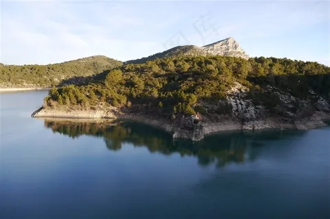 山水之间图片 山水之间图片