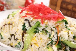 中华美食素什锦炒饭实拍摄影图