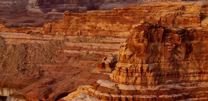 卡丹罗拉大峡谷