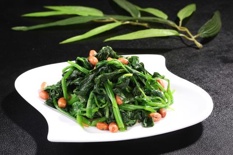 花生米拌菠菜 (1)