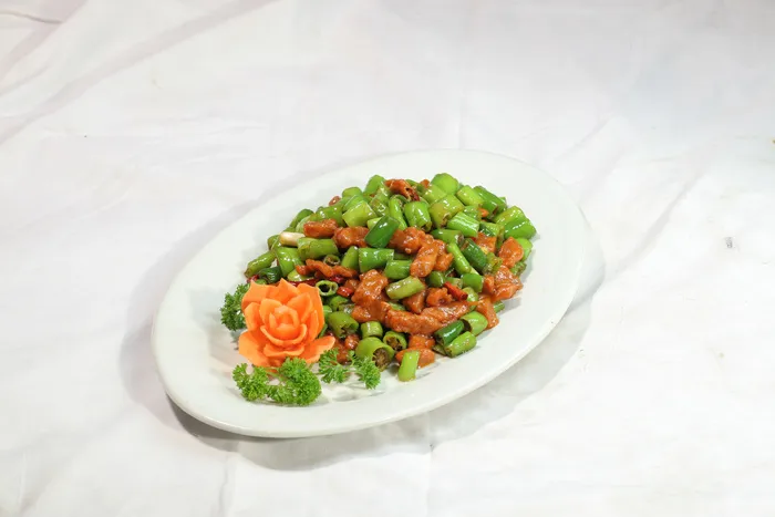 05椒香牛柳粒 一篓油