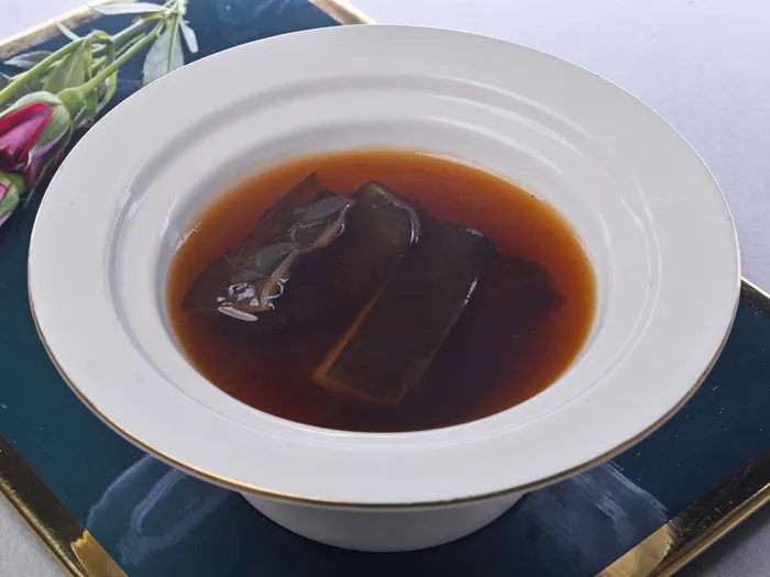 鲍汁裙边汤