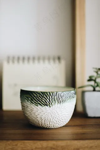 家用陶瓷花盆图片