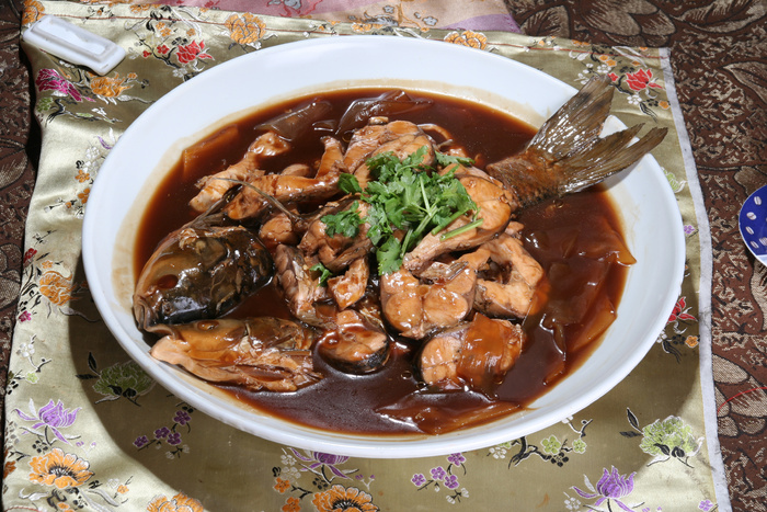 红烧鲤鱼