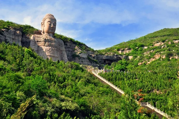 山西旅游-蒙山大佛-美景