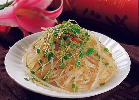 95LC-292香椿苗拌莲菜丝 95LC-292香椿苗拌莲菜丝