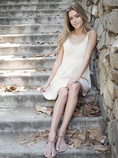 清新唯美可爱的女孩摄影图片