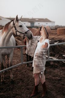 欧洲马场写真图片