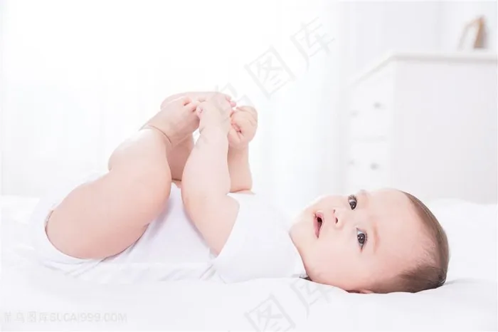 微笑小宝宝海报
