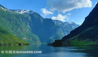 挪威纳柔依峡湾风景图片