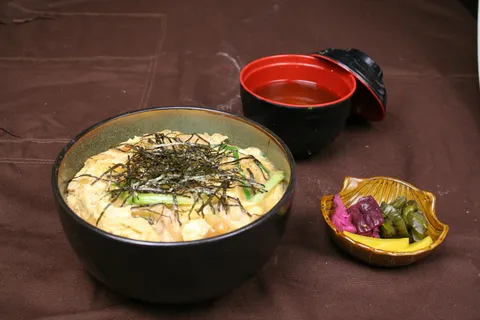親子盖饭   親子盖饭