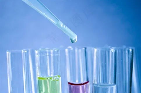 盛彩色液体的玻璃试管