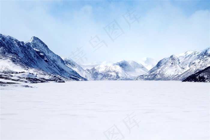 白雪皑皑的冬季高清图