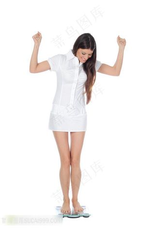 减肥瘦身题材美女称重素材图片