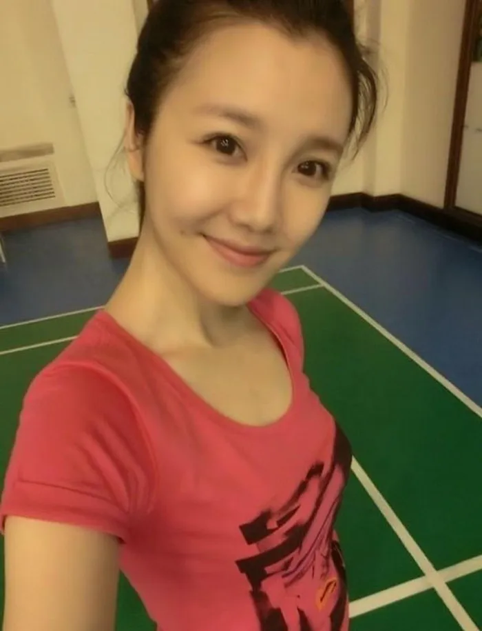 摄影图片人物美女模特照片