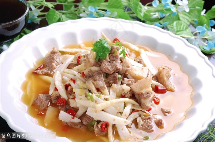 大碗牛肉中华美食摄影图