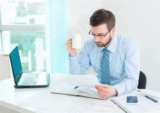 工作中的职场人物