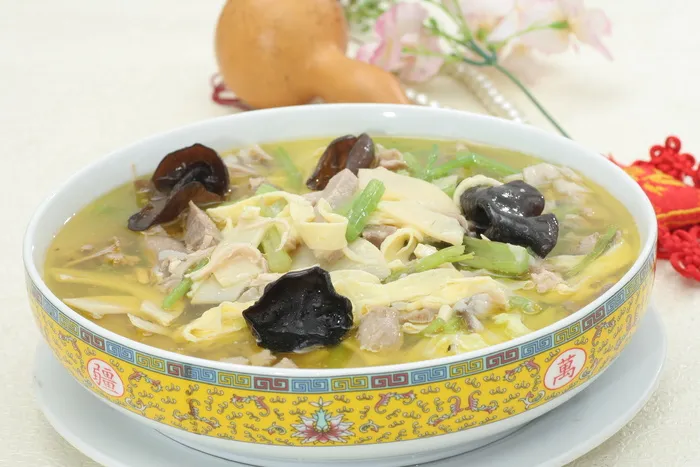 六合头道菜 28元