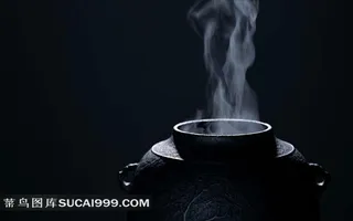 坛子里的白色雾气