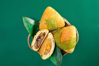 蛋糕店小蛋糕慕斯美食甜品图片