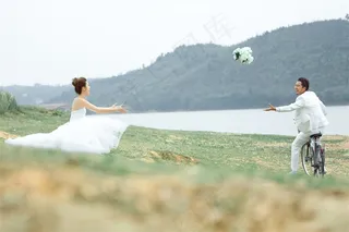 幸福恋人浪漫艺术照外拍图片