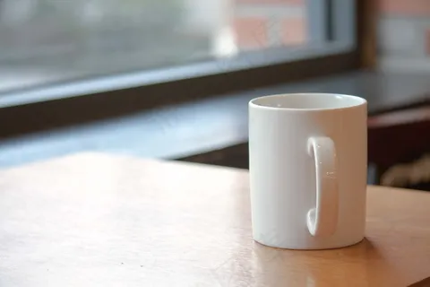 白色陶瓷杯子图片 白色陶瓷杯子图片